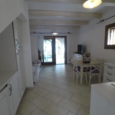 La Corte Degli Ulivi بيت للعطل