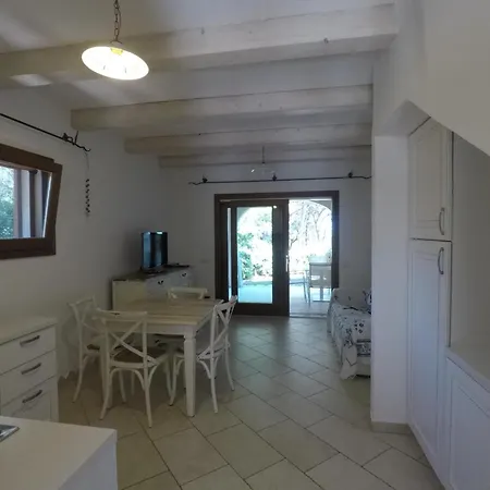 La Corte Degli Ulivi بيت للعطل كالا ليبيروتو