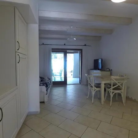 بيت للعطل La Corte Degli Ulivi كالا ليبيروتو